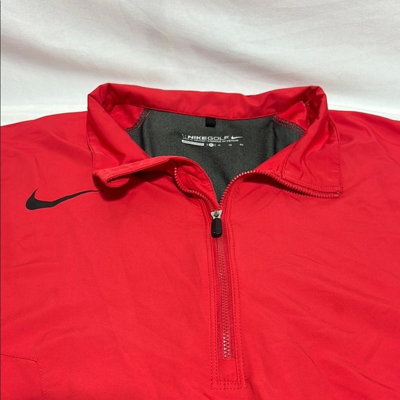 Nike Golf Short Sleeve 1/2 Zip Pullover Red Rain Shirt Size XL - Picture 1 of 5